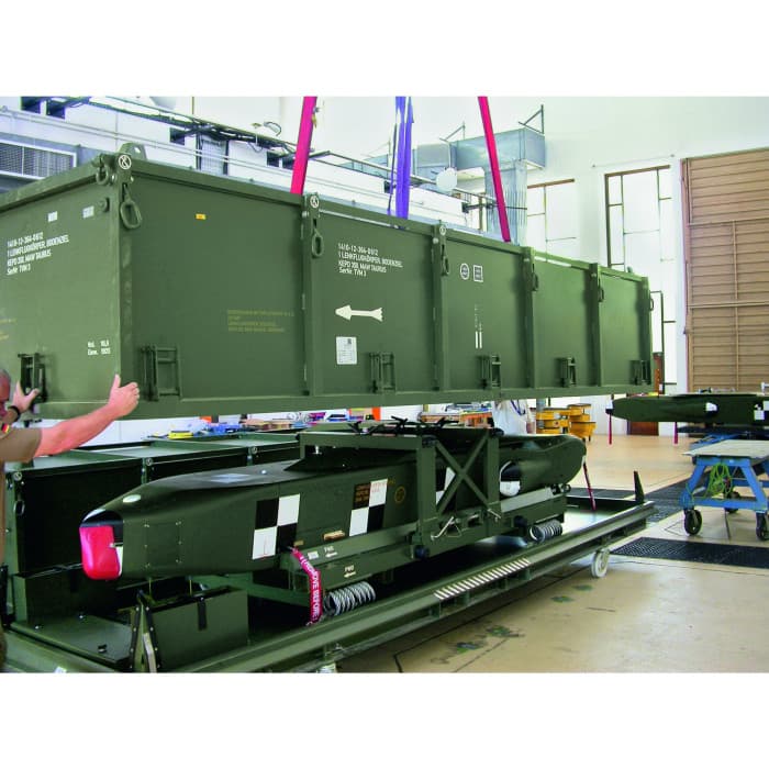 Специальные контейнеры, изготовленные по индивидуальному заказу для использования в военных целях Zarges epim24363