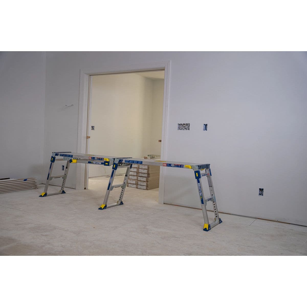 Регулируемые по высоте подмости Zarges PRO AP-2030L