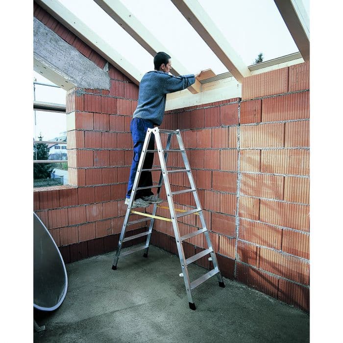 Стремянка с завальцованными ступенями Zarges Nova B ступени 2x10 42470