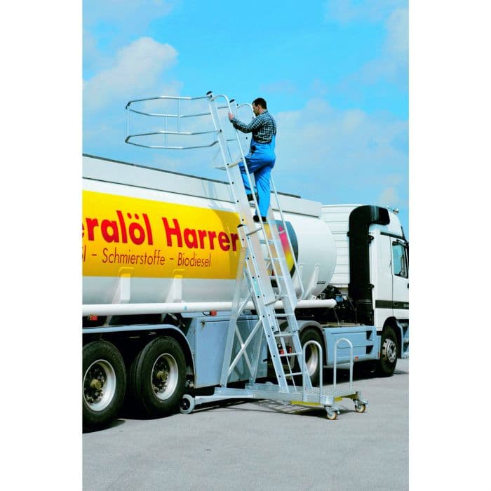 Лестница для подъема на вагон-цистерну, базовый модуль Zarges 591000