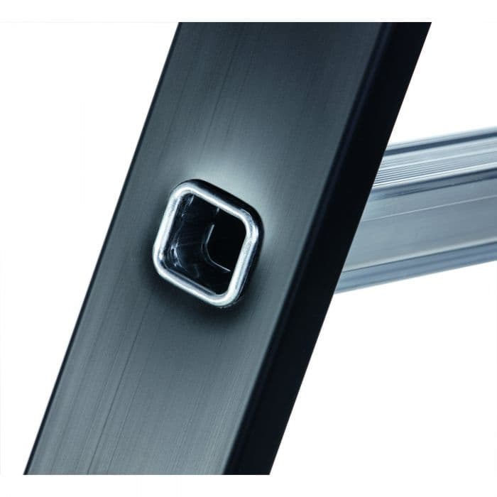 Стремянка с завальцовкой ступеней Zarges Megastep S 4 ступени 41146