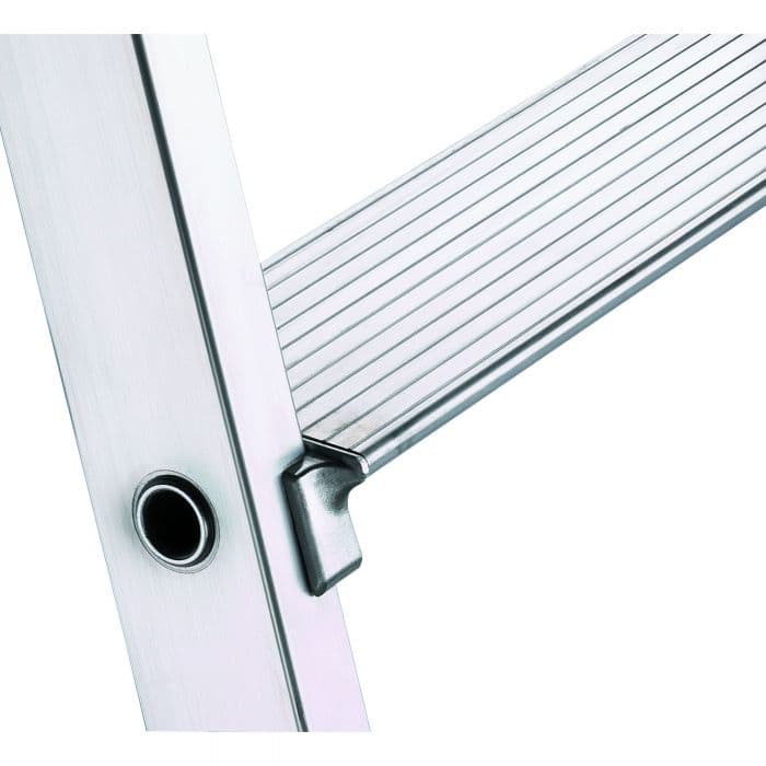 Стремянка с завальцованными ступенями Zarges Nova S 6 ступеней 42456