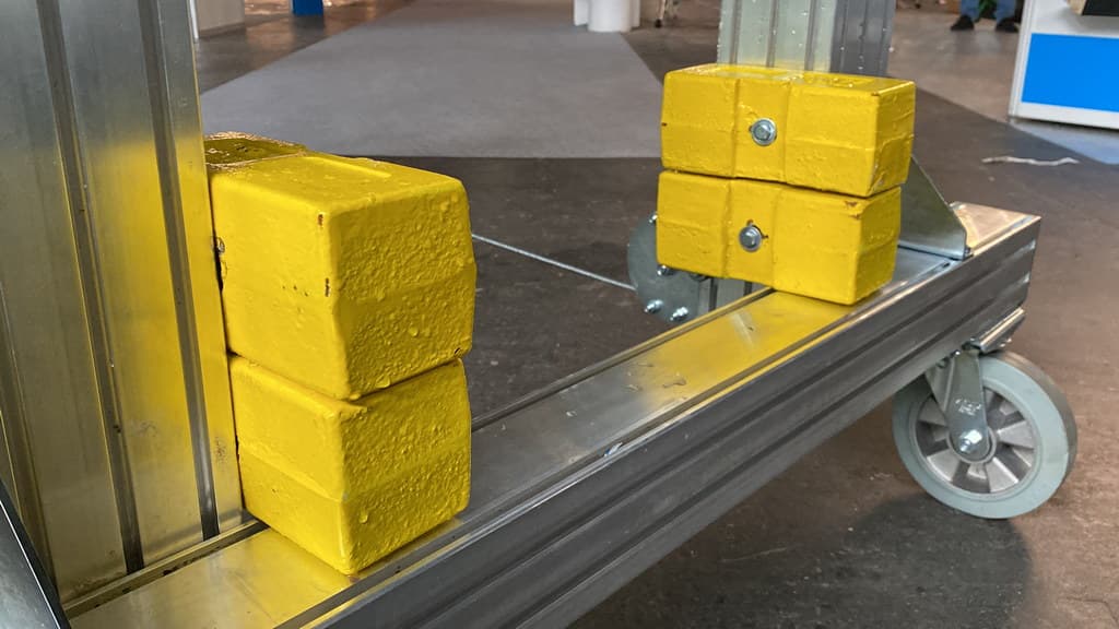 Мобильная лестница Zarges с платформой регулируемая по высоте 800/900-1300 мм 40060049