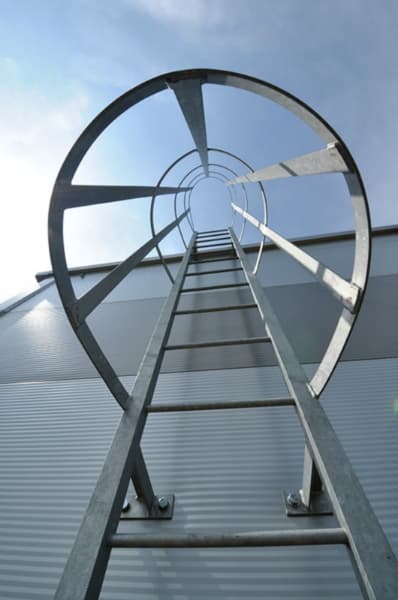 Настенная лестница Zarges 7 ступеней нержавеющая сталь 44240