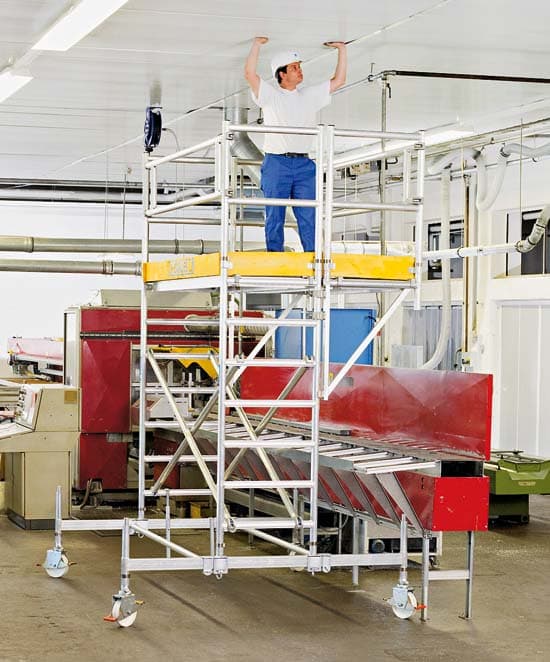 Консольная площадка 0.75х2.50 м для увеличения рабочей площадки на передвижных вышках Zarges Z600 51991